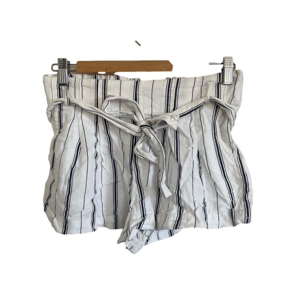 INDIGO rising Striped high waisted shorts size small white and blue strip